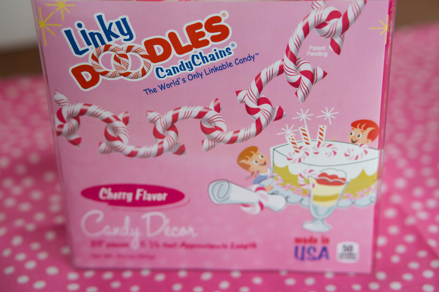 Pink Linky Doodles Candy Chains | Sweeterville.com